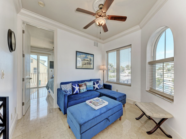 Luxury Anna Maria Island Vacation Home Sleeps 8